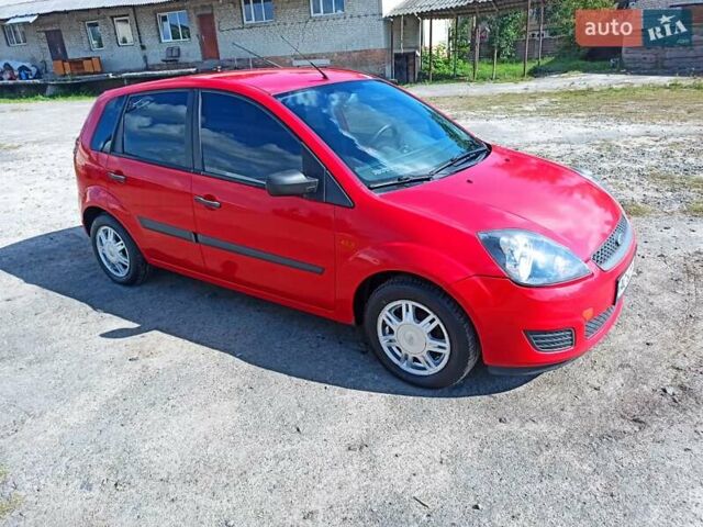 Форд Фиеста, объемом двигателя 1.4 л и пробегом 254 тыс. км за 4000 $, фото 1 на Automoto.ua
