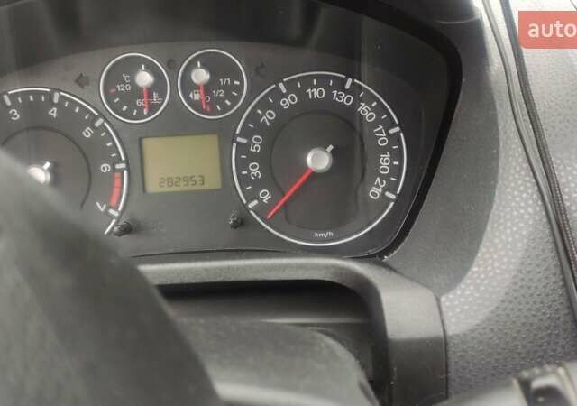 Форд Фиеста, объемом двигателя 1.25 л и пробегом 290 тыс. км за 4500 $, фото 4 на Automoto.ua