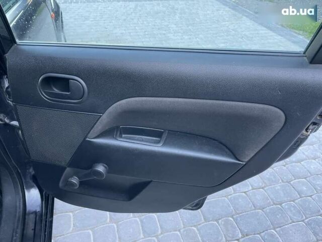 Форд Фиеста, объемом двигателя 1.4 л и пробегом 166 тыс. км за 4350 $, фото 28 на Automoto.ua