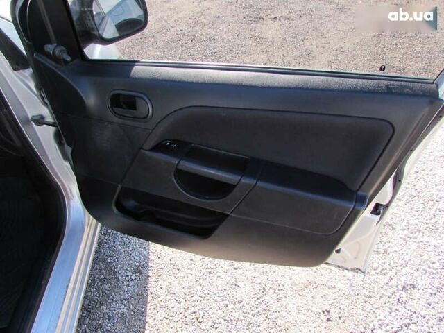 Форд Фиеста, объемом двигателя 0 л и пробегом 223 тыс. км за 4200 $, фото 16 на Automoto.ua