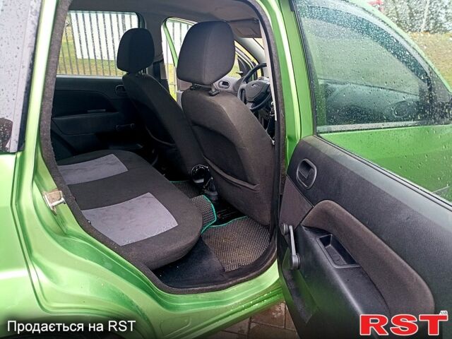 Форд Фиеста, объемом двигателя 1.4 л и пробегом 229 тыс. км за 4750 $, фото 5 на Automoto.ua