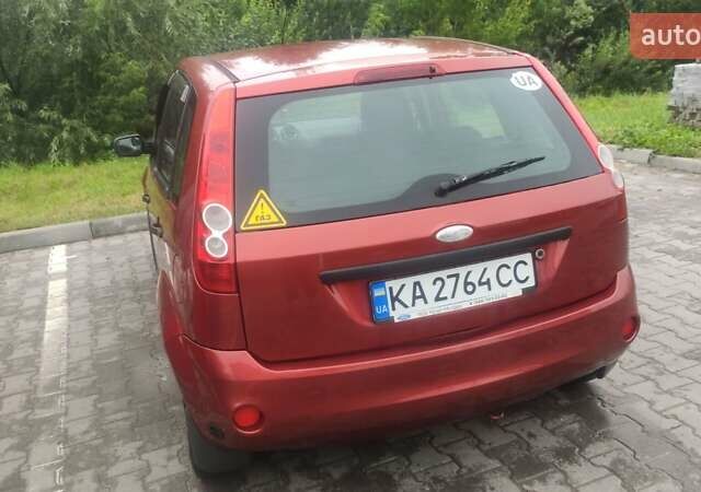 Форд Фиеста, объемом двигателя 1.25 л и пробегом 290 тыс. км за 4500 $, фото 1 на Automoto.ua