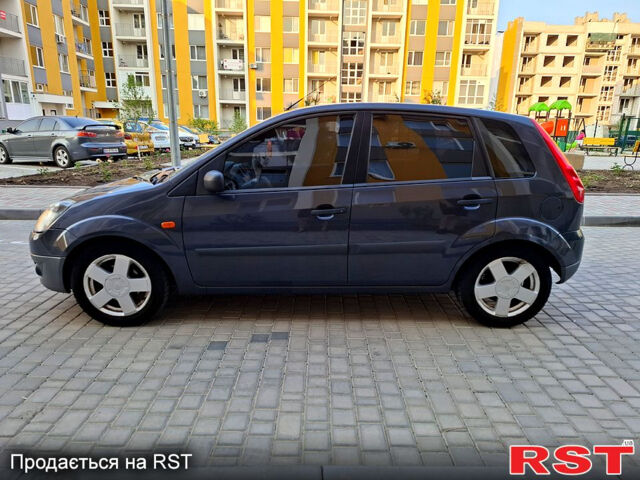 Форд Фиеста, объемом двигателя 1.4 л и пробегом 280 тыс. км за 3650 $, фото 7 на Automoto.ua