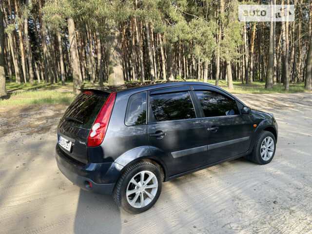 Форд Фієста, об'ємом двигуна 1.4 л та пробігом 193 тис. км за 4550 $, фото 6 на Automoto.ua