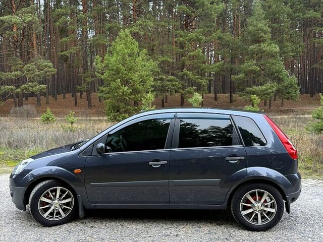 Форд Фиеста, объемом двигателя 1.4 л и пробегом 110 тыс. км за 5100 $, фото 2 на Automoto.ua