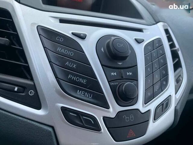 Форд Фиеста, объемом двигателя 1.4 л и пробегом 149 тыс. км за 5190 $, фото 21 на Automoto.ua