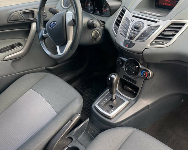 Форд Фієста, об'ємом двигуна 1.4 л та пробігом 158 тис. км за 6800 $, фото 11 на Automoto.ua