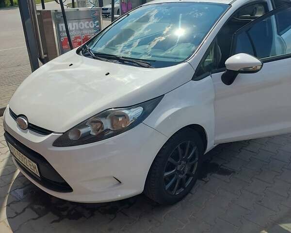 Форд Фиеста, объемом двигателя 1.24 л и пробегом 220 тыс. км за 4200 $, фото 1 на Automoto.ua