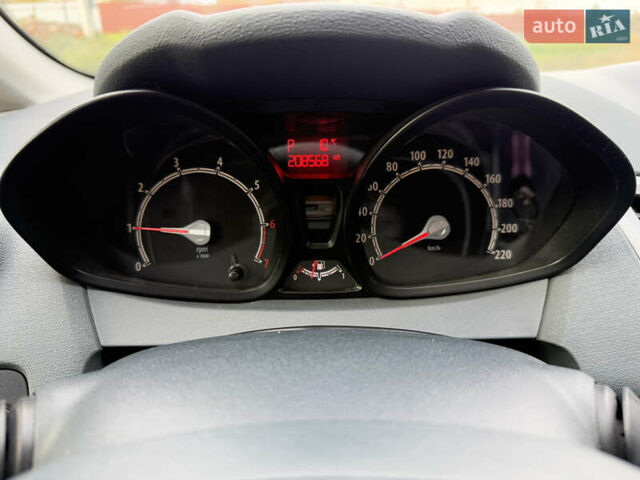 Форд Фиеста, объемом двигателя 1.4 л и пробегом 208 тыс. км за 7100 $, фото 20 на Automoto.ua