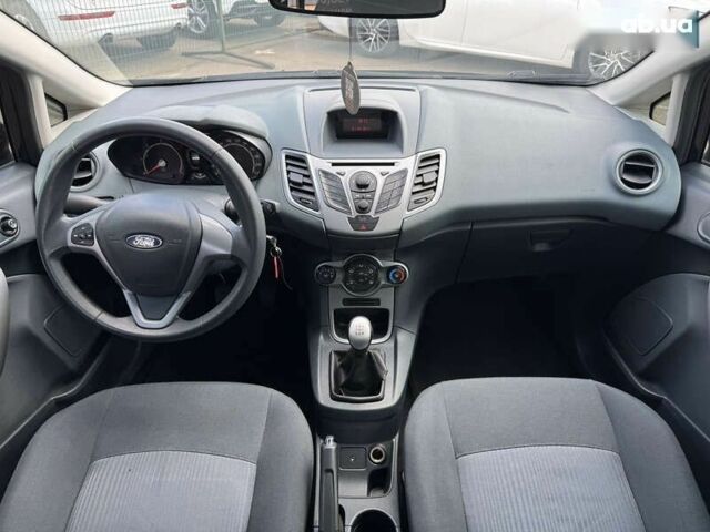 Форд Фиеста, объемом двигателя 1.4 л и пробегом 278 тыс. км за 4990 $, фото 23 на Automoto.ua