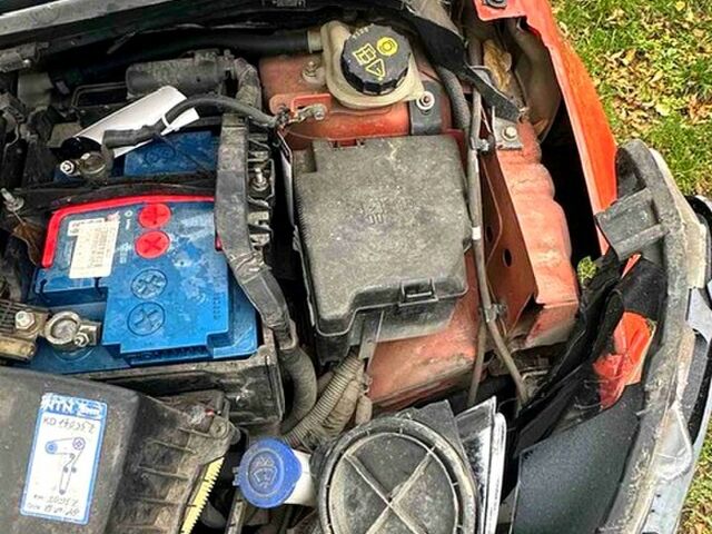 Форд Фиеста, объемом двигателя 1.4 л и пробегом 84 тыс. км за 3790 $, фото 11 на Automoto.ua