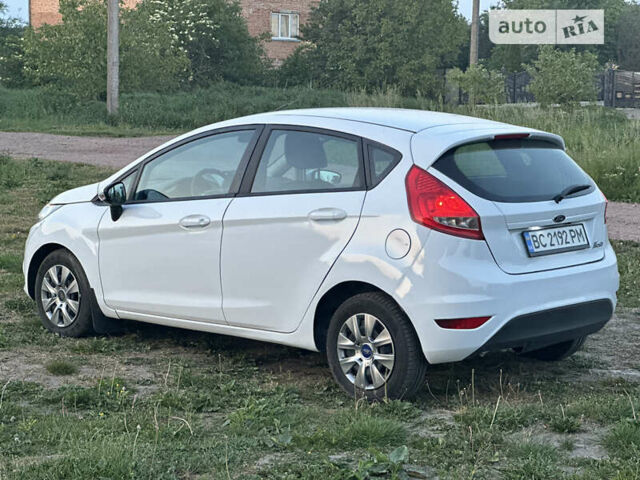 Форд Фиеста, объемом двигателя 1.39 л и пробегом 250 тыс. км за 4950 $, фото 5 на Automoto.ua