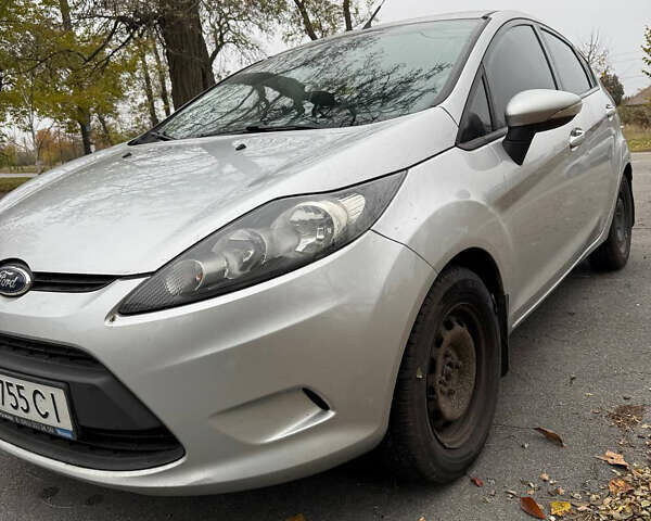 Форд Фиеста, объемом двигателя 1.25 л и пробегом 239 тыс. км за 6100 $, фото 4 на Automoto.ua