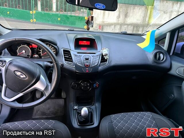 Форд Фієста, об'ємом двигуна 1.3 л та пробігом 200 тис. км за 5900 $, фото 6 на Automoto.ua