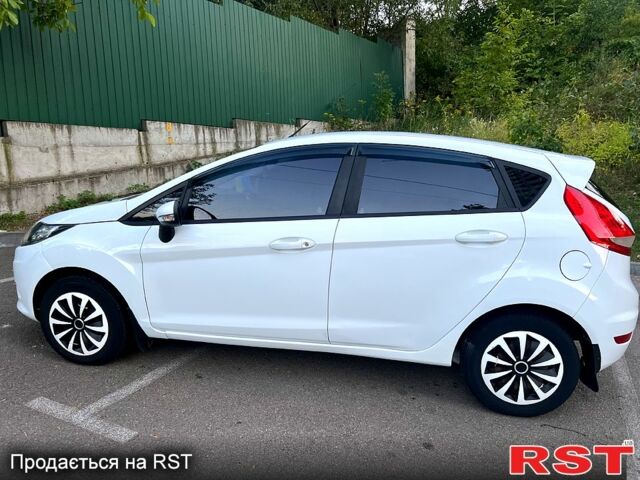 Форд Фієста, об'ємом двигуна 1.3 л та пробігом 200 тис. км за 5900 $, фото 2 на Automoto.ua