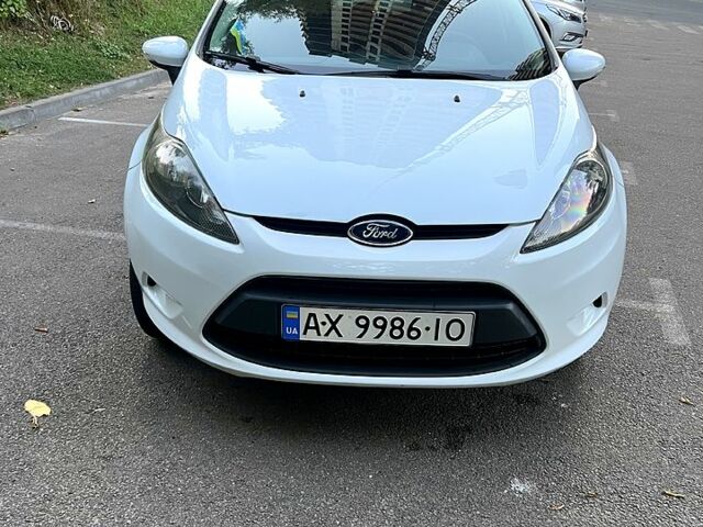 Форд Фиеста, объемом двигателя 1.3 л и пробегом 200 тыс. км за 5900 $, фото 1 на Automoto.ua