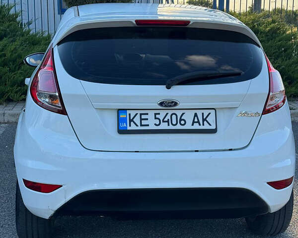 Форд Фиеста, объемом двигателя 1 л и пробегом 107 тыс. км за 6350 $, фото 3 на Automoto.ua