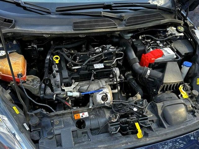 Форд Фієста, об'ємом двигуна 1 л та пробігом 138 тис. км за 7200 $, фото 13 на Automoto.ua