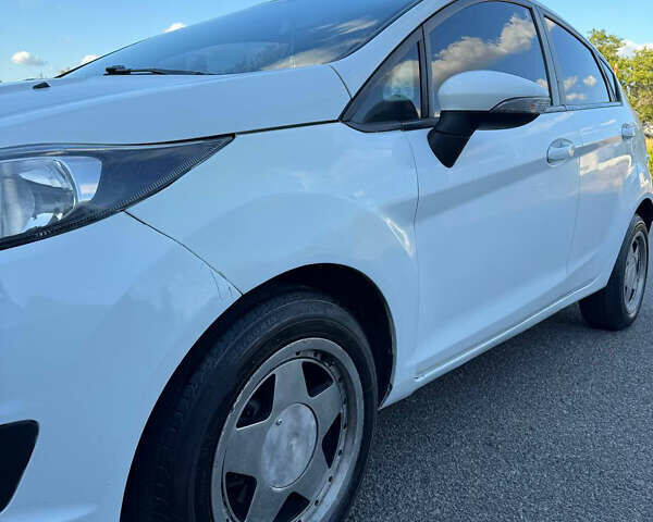 Форд Фиеста, объемом двигателя 1 л и пробегом 107 тыс. км за 6350 $, фото 2 на Automoto.ua