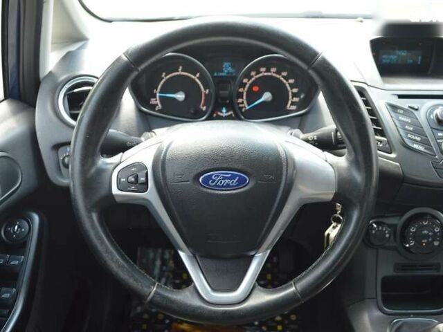 Форд Фиеста, объемом двигателя 1.5 л и пробегом 127 тыс. км за 6500 $, фото 18 на Automoto.ua