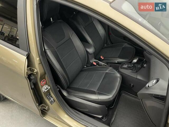 Форд Фієста 2014 у Києві на Automoto.ua Форд Фієста, об'ємом двигуна 1 л та пробігом 89 тис. км за 6553 $, фото 16 на Automoto.ua