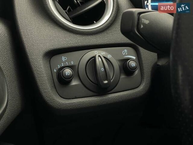 Форд Фієста 2014 у Києві на Automoto.ua Форд Фієста, об'ємом двигуна 1 л та пробігом 89 тис. км за 6553 $, фото 12 на Automoto.ua