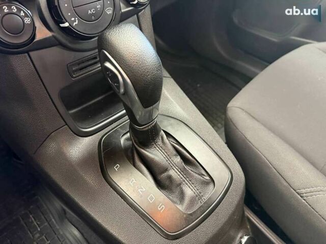 Форд Фиеста, объемом двигателя 1 л и пробегом 98 тыс. км за 7490 $, фото 23 на Automoto.ua