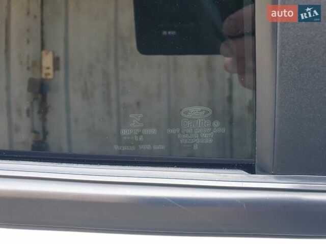Форд Фиеста, объемом двигателя 1.6 л и пробегом 203 тыс. км за 7900 $, фото 14 на Automoto.ua