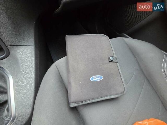 Форд Фиеста, объемом двигателя 1.24 л и пробегом 154 тыс. км за 6000 $, фото 10 на Automoto.ua