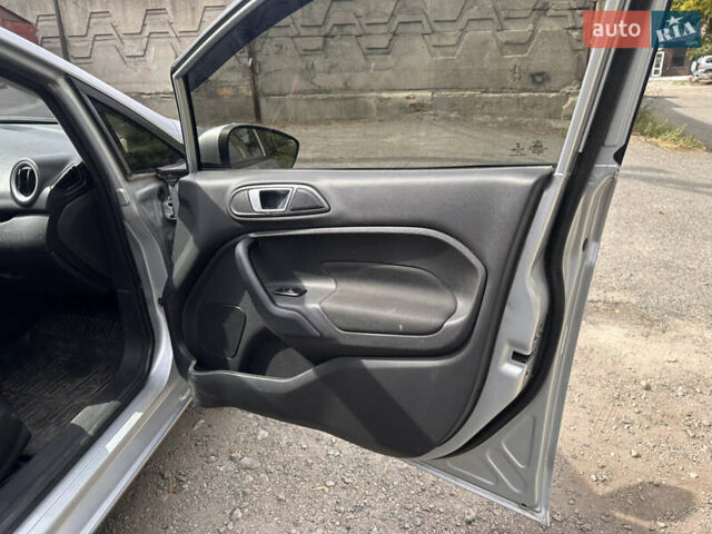 Форд Фієста, об'ємом двигуна 1.6 л та пробігом 165 тис. км за 6700 $, фото 16 на Automoto.ua