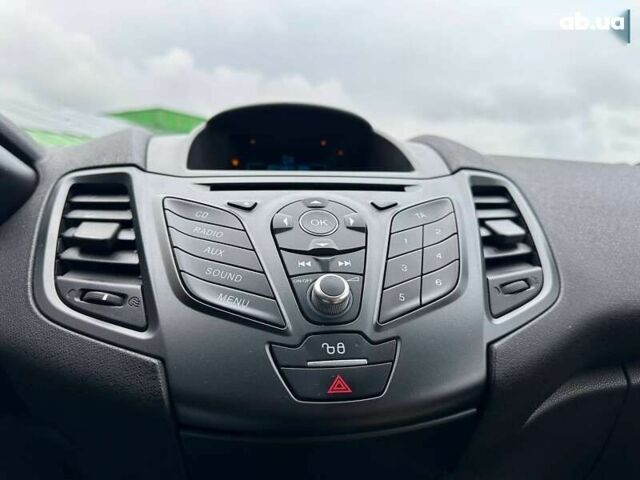 Форд Фиеста, объемом двигателя 1 л и пробегом 159 тыс. км за 6490 $, фото 19 на Automoto.ua