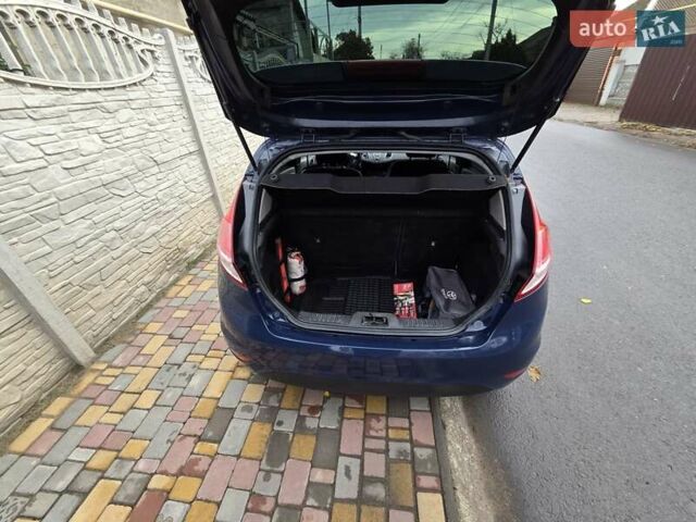 Форд Фиеста, объемом двигателя 1.24 л и пробегом 154 тыс. км за 6000 $, фото 5 на Automoto.ua