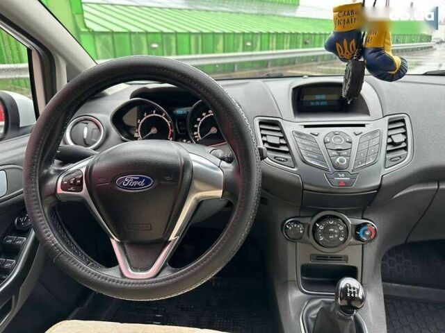 Форд Фиеста, объемом двигателя 1 л и пробегом 159 тыс. км за 6490 $, фото 13 на Automoto.ua