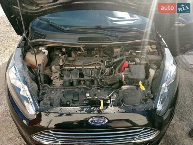 Форд Фиеста, объемом двигателя 1.6 л и пробегом 74 тыс. км за 7300 $, фото 6 на Automoto.ua