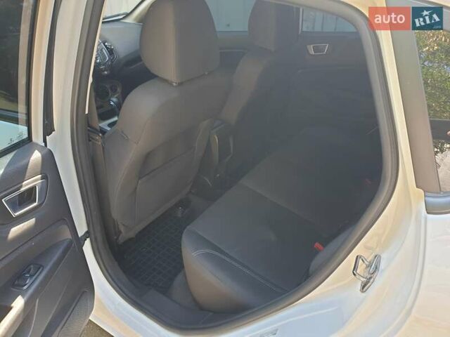 Форд Фиеста, объемом двигателя 1.6 л и пробегом 203 тыс. км за 7900 $, фото 5 на Automoto.ua