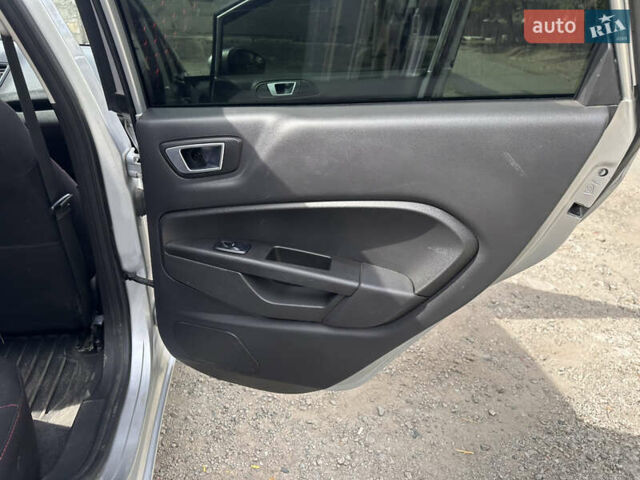 Форд Фієста, об'ємом двигуна 1.6 л та пробігом 165 тис. км за 6700 $, фото 14 на Automoto.ua