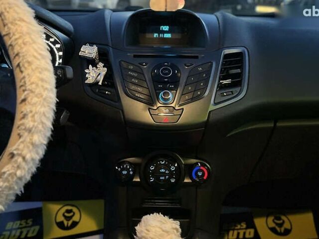 Форд Фієста, об'ємом двигуна 1 л та пробігом 120 тис. км за 8300 $, фото 11 на Automoto.ua