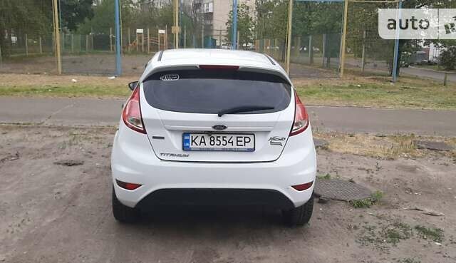 Форд Фиеста, объемом двигателя 1 л и пробегом 45 тыс. км за 8999 $, фото 5 на Automoto.ua