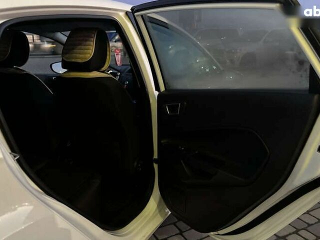 Форд Фієста, об'ємом двигуна 1 л та пробігом 120 тис. км за 8300 $, фото 20 на Automoto.ua