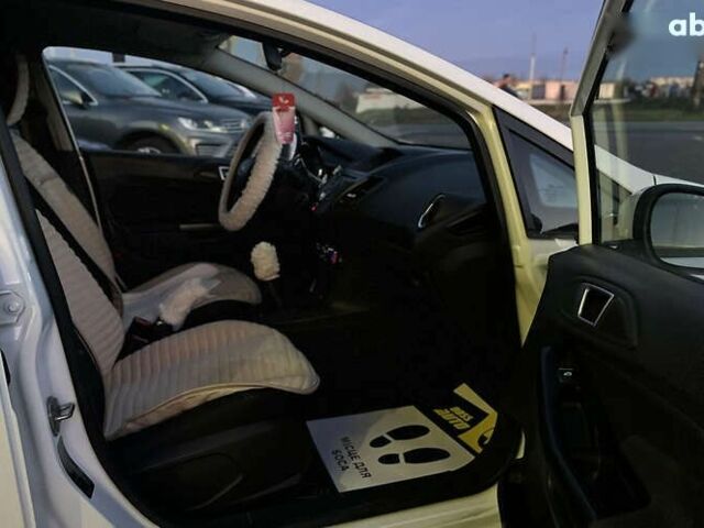 Форд Фієста, об'ємом двигуна 1 л та пробігом 120 тис. км за 8300 $, фото 17 на Automoto.ua