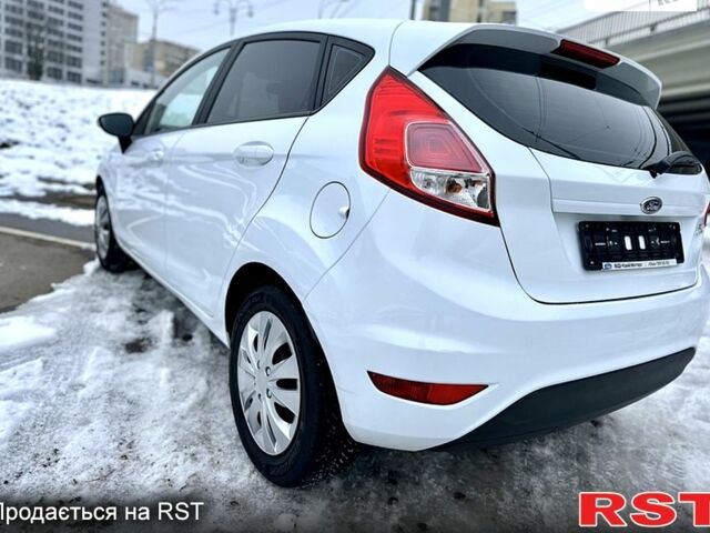 Форд Фиеста, объемом двигателя 1.3 л и пробегом 79 тыс. км за 7800 $, фото 6 на Automoto.ua