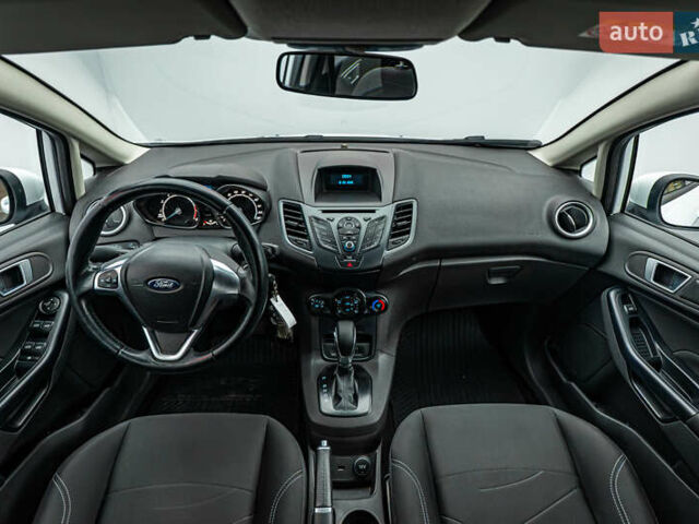 Форд Фиеста, объемом двигателя 1 л и пробегом 63 тыс. км за 9212 $, фото 9 на Automoto.ua