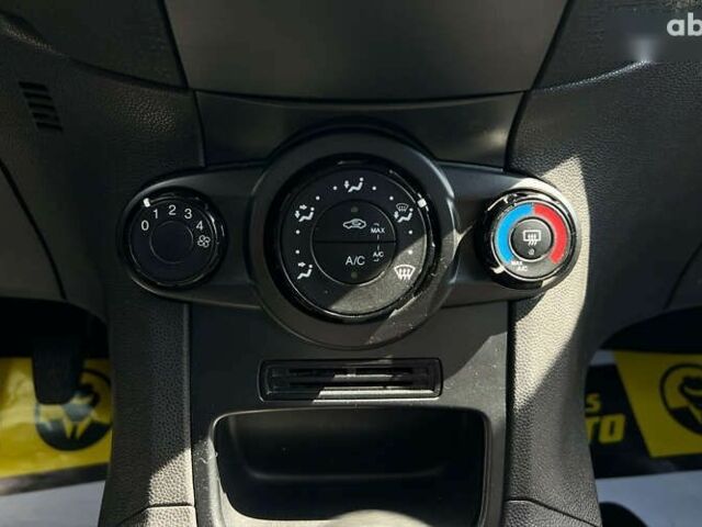 Форд Фієста, об'ємом двигуна 1.2 л та пробігом 188 тис. км за 7300 $, фото 14 на Automoto.ua
