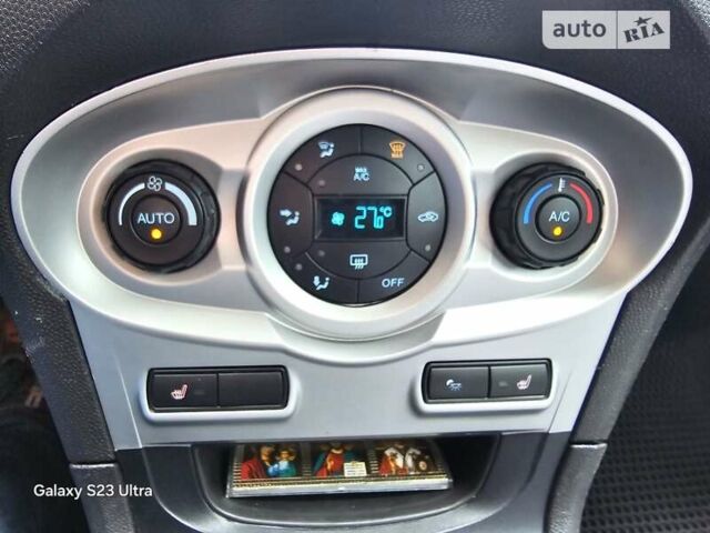 Форд Фиеста, объемом двигателя 1.6 л и пробегом 101 тыс. км за 8000 $, фото 33 на Automoto.ua