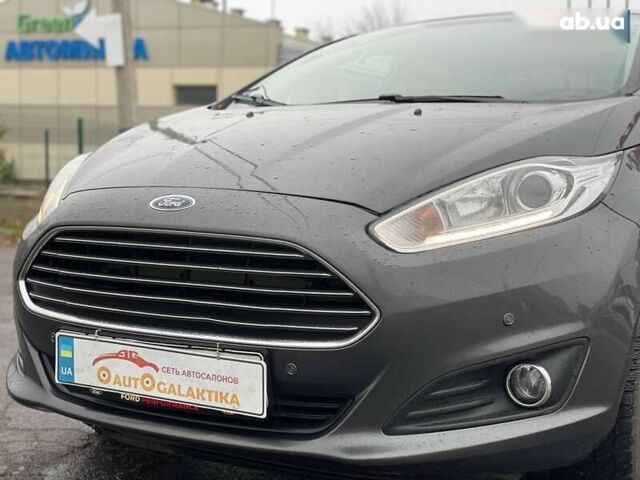 Форд Фиеста, объемом двигателя 1.6 л и пробегом 143 тыс. км за 9399 $, фото 3 на Automoto.ua