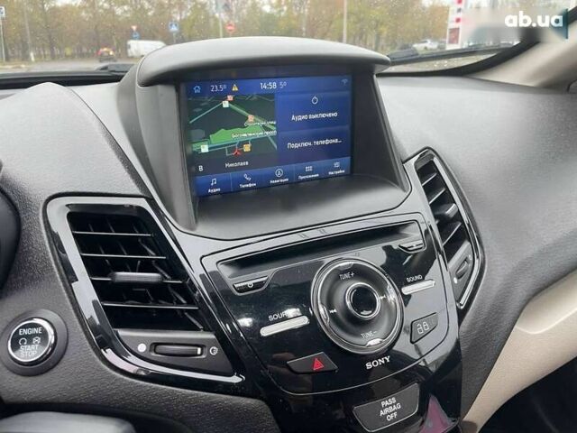 Форд Фиеста, объемом двигателя 1.6 л и пробегом 143 тыс. км за 9399 $, фото 25 на Automoto.ua