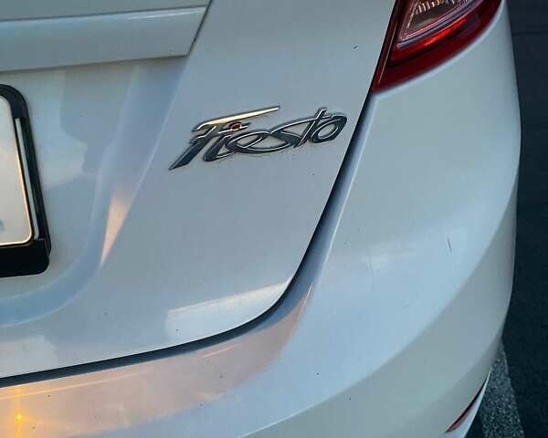 Форд Фиеста, объемом двигателя 1.6 л и пробегом 99 тыс. км за 8100 $, фото 35 на Automoto.ua