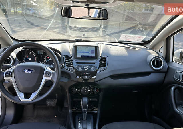 Форд Фиеста, объемом двигателя 1.6 л и пробегом 111 тыс. км за 8500 $, фото 10 на Automoto.ua