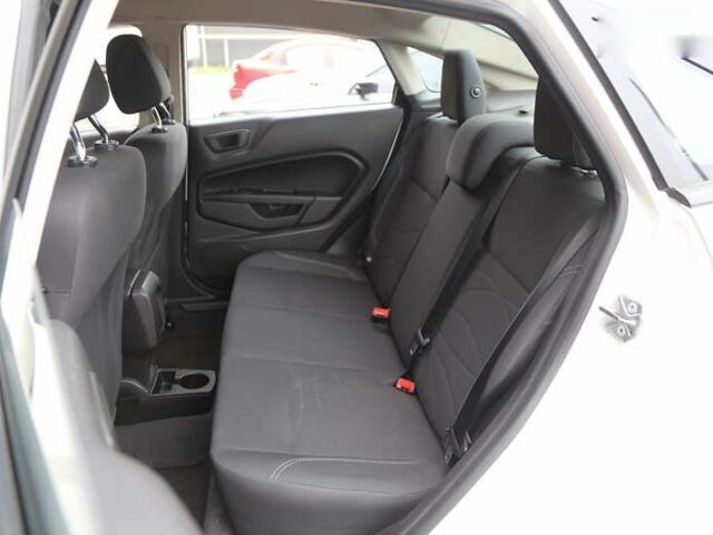 Форд Фиеста 2018 в Киеве на Automoto.ua Форд Фиеста, объемом двигателя 1.6 л и пробегом 78 тыс. км за 8500 $, фото 9 на Automoto.ua