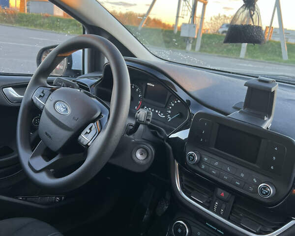 Форд Фиеста, объемом двигателя 1.08 л и пробегом 84 тыс. км за 6500 $, фото 5 на Automoto.ua